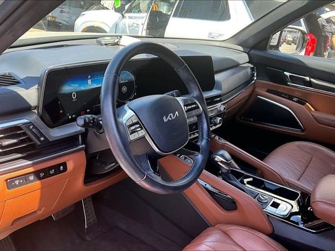 Used 2024 Kia Telluride SX Prestige X-Pro AWD/4WD image 11