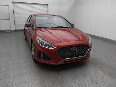 Used 2019 Hyundai Sonata SEL w/ Tech Package 02 FWD image 14