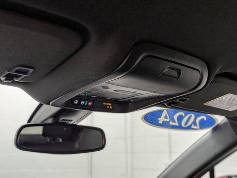 Used 2024 Chevrolet Blazer RS w/ Enhanced Convenience Package image 29