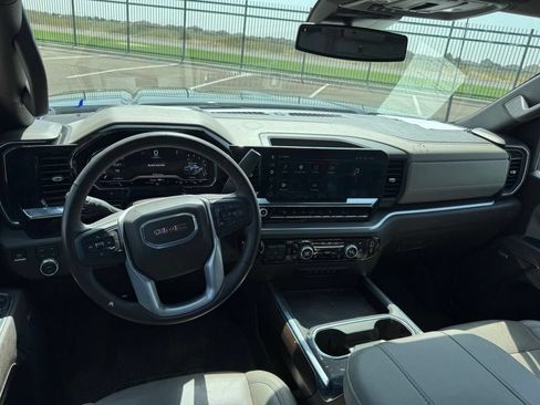 Used 2025 GMC Sierra 2500 SLT w/ Texas SLT Premium Package AWD/4WD image 5