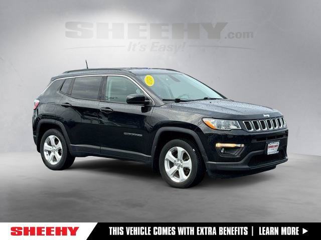 Used 2017 Jeep Compass Latitude AWD/4WD image 1