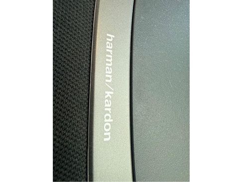 Used 2023 BMW M2 w/ Lighting Package RWD image 32