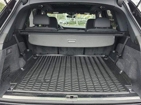 Used 2023 Audi Q7 3.0T Prestige w/ Prestige Package image 19