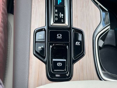 Used 2025 Lexus RX 350 w/ Accessory Package (P3) AWD/4WD image 31