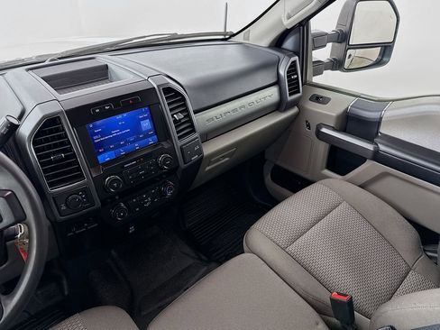Used 2022 Ford F350 XLT image 25