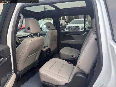 New 2026 GMC Acadia Elevation w/ Elevation Premium Package image 13