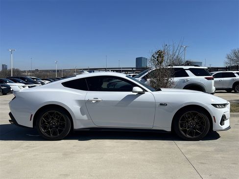 Used 2024 Ford Mustang GT Premium w/ GT Performance Package image 3
