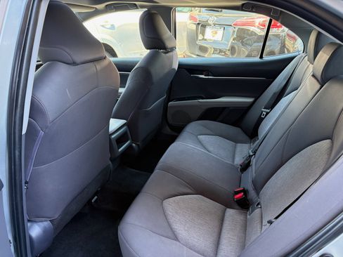 Used 2018 Toyota Camry LE w/ Moonroof Package FWD image 16