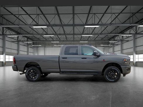 New 2026 RAM 2500 Tradesman AWD/4WD image 5
