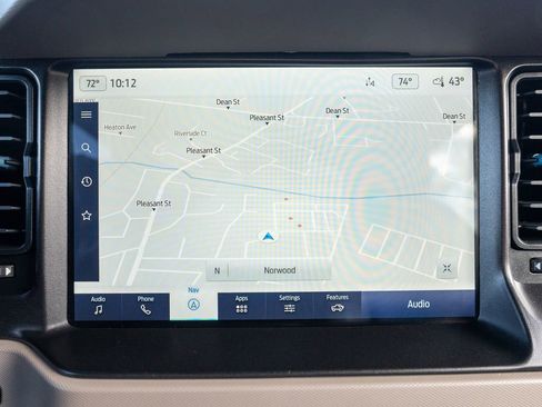 Used 2022 Ford Bronco Wildtrak image 21