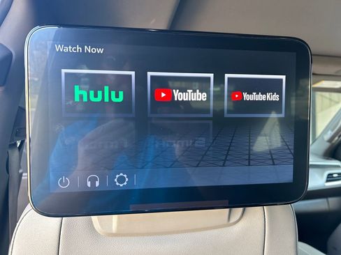 Used 2022 GMC Yukon SLT w/ SLT Premium Package image 43