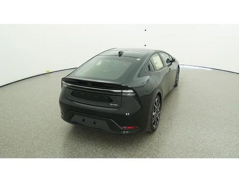 New 2026 Toyota Prius Plug-In Hybrid image 8