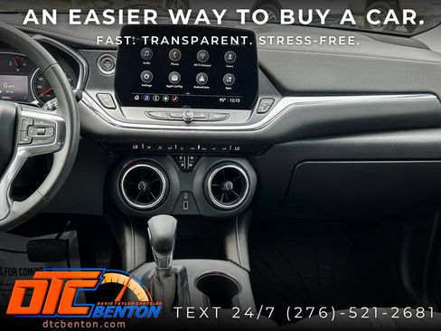 Used 2023 Chevrolet Blazer LT FWD image 14