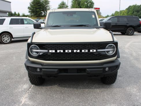 Used 2026 Ford Bronco Outer Banks AWD/4WD image 3