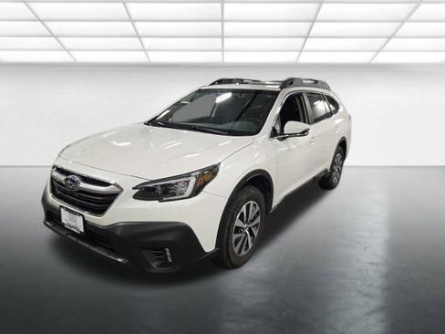 Used 2020 Subaru Outback Premium w/ Popular Package #1 AWD/4WD image 9