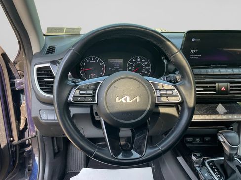 Used 2022 Kia Seltos EX AWD/4WD image 22