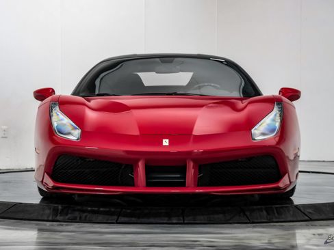 Used 2017 Ferrari 488 GTB RWD image 35