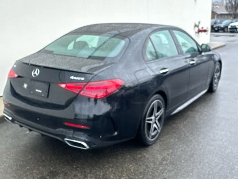 Used 2023 Mercedes-Benz C 300 4MATIC Sedan image 4