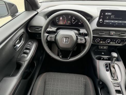 Used 2026 Honda HR-V Sport image 14