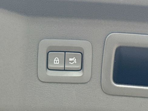 Certified 2025 MAZDA CX-70 3.3 Turbo S w/ Premium Plus image 12