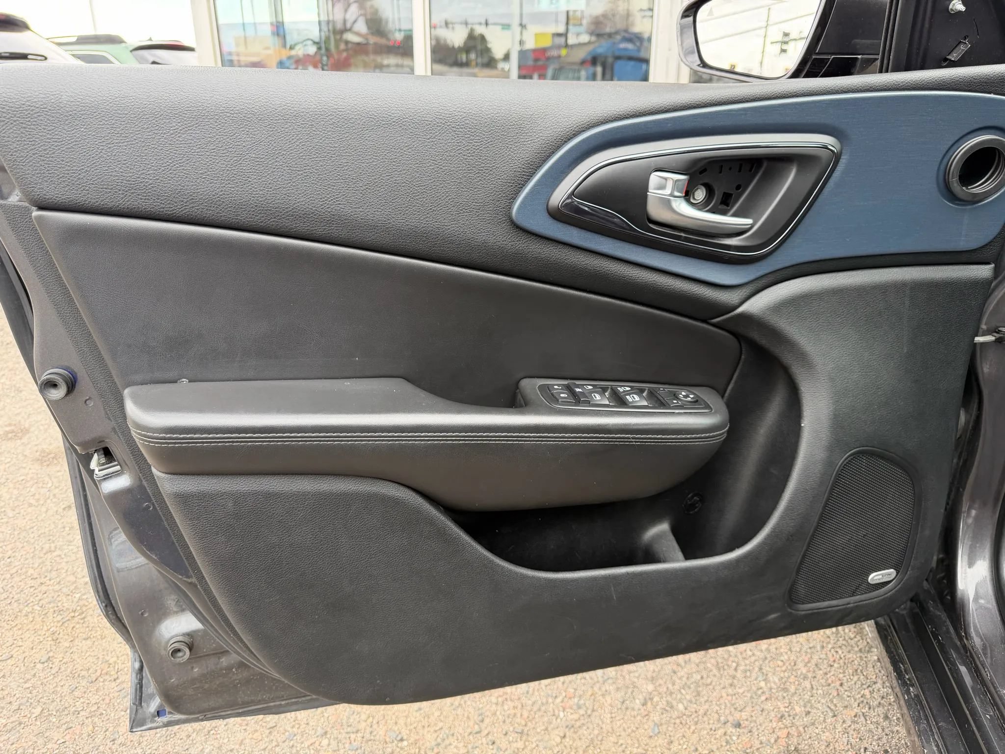 Used 2015 Chrysler 200 S w/ Navigation & Sound Group I AWD/4WD image 12