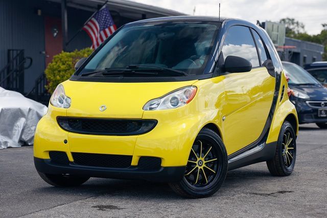 Used 2008 smart fortwo pure RWD image 1