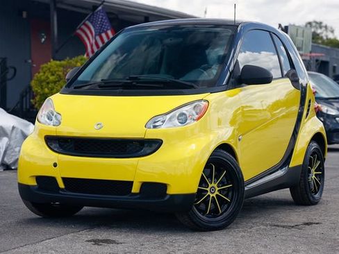 Used 2008 smart fortwo pure RWD image 1