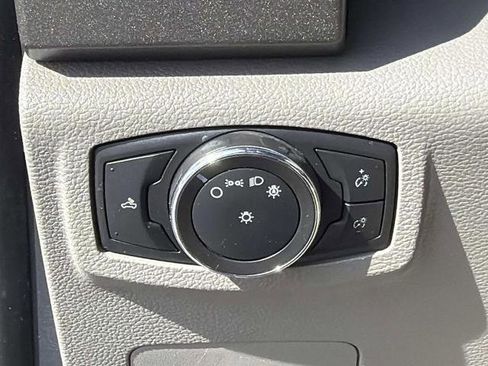 Certified 2022 Ford F250 XL w/ Power Equipment Group image 16