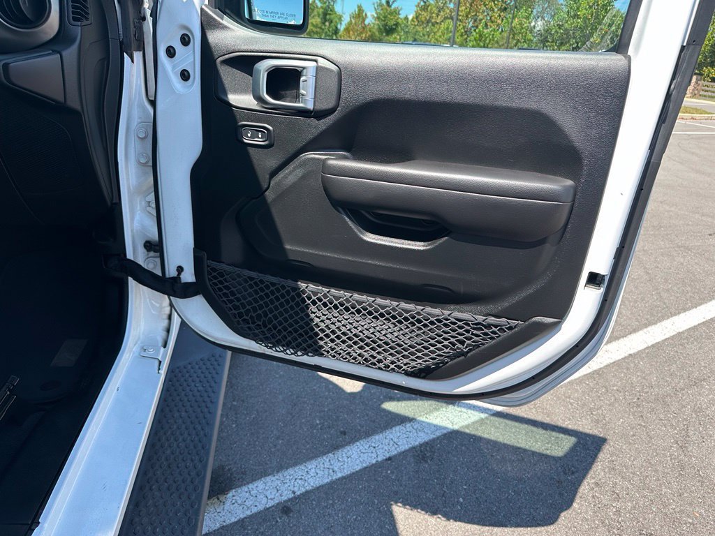 Used 2018 Jeep Wrangler Unlimited Sport S AWD/4WD image 23