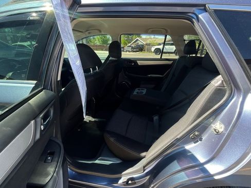 Used 2016 Subaru Outback 2.5i Premium image 19