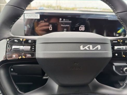 New 2026 Kia Sorento S AWD/4WD image 22