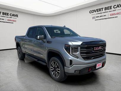New 2025 GMC Sierra 1500 AT4 w/ AT4 Premium Package