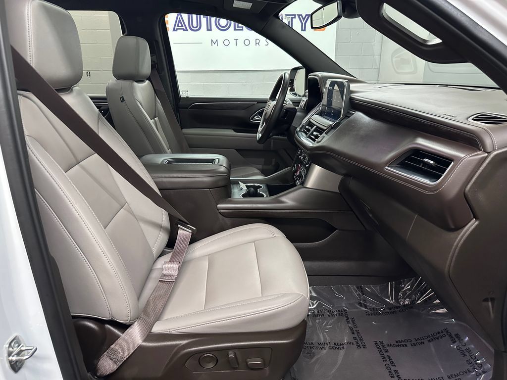 Used 2024 Chevrolet Tahoe Z71 w/ Off-Road Capability Package AWD/4WD image 19