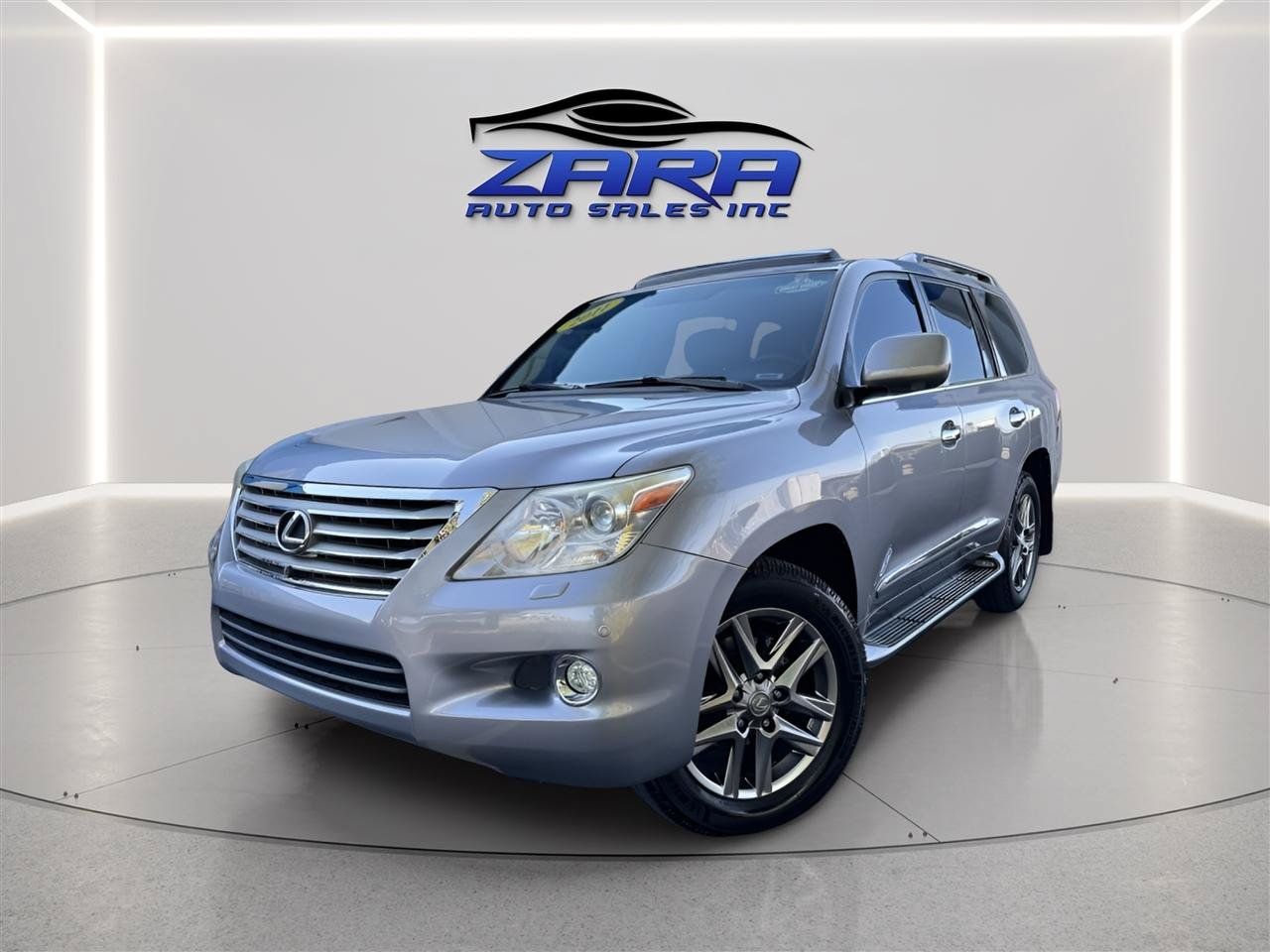 Used 2011 Lexus LX 570 4WD w/ Luxury Pkg image 1
