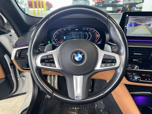 Used 2023 BMW 540i w/ M Sport Package RWD image 21