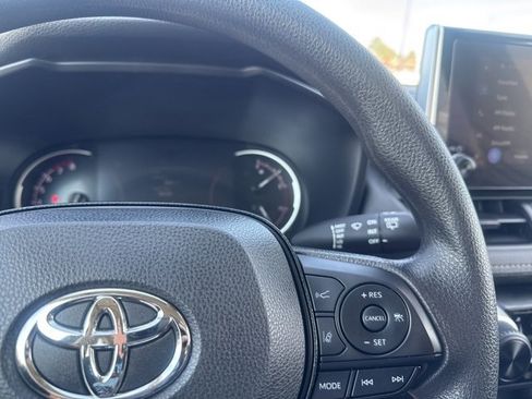 Used 2025 Toyota RAV4 LE image 12