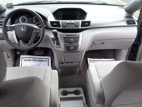 Used 2014 Honda Odyssey LX image 13