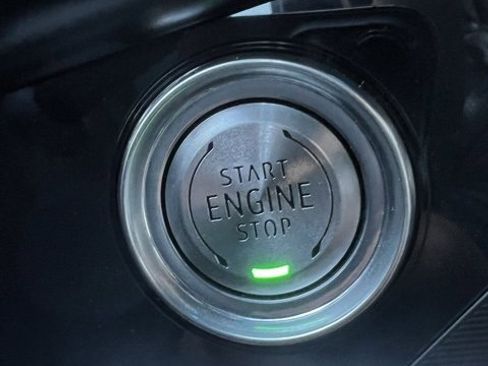 Used 2023 Chevrolet Corvette Stingray Premium Cpe image 35