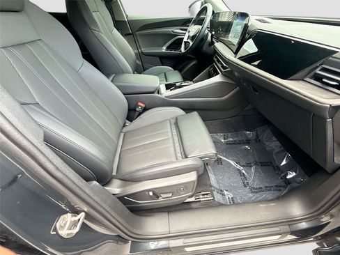 Certified 2025 Audi Q5 Premium w/ Premium Plus AWD/4WD image 29