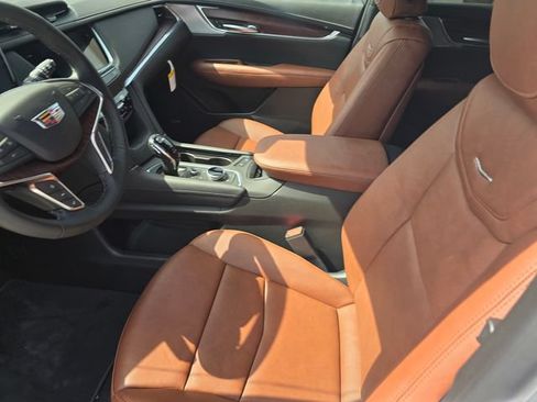 New 2026 Cadillac XT5 Premium Luxury w/ Driver Assist Package FWD image 20