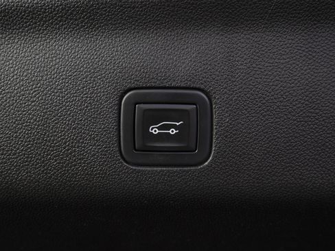 Used 2023 GMC Yukon XL Denali Ultimate w/ LPO, Floor Liner Package image 14