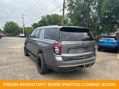 Used 2022 Chevrolet Suburban LT w/ LT Signature Package AWD/4WD image 4