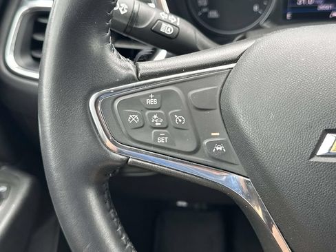 Used 2021 Chevrolet Equinox LT FWD image 22