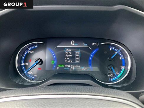 Used 2021 Toyota RAV4 SE image 25