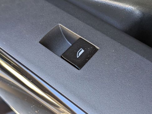 New 2026 BMW X3 xDrive30 w/ Premium Package image 34