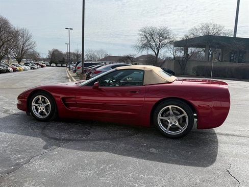 Used 2004 Chevrolet Corvette Convertible w/ Preferred Equipment Group image 32