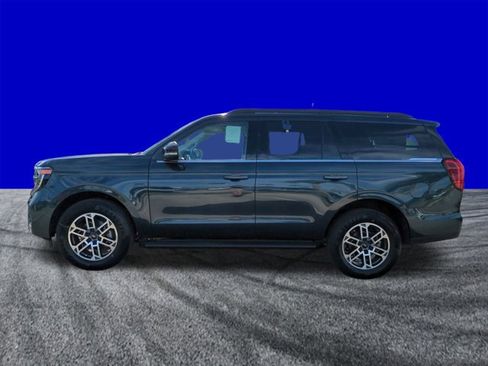 New 2026 Ford Expedition Active RWD image 7