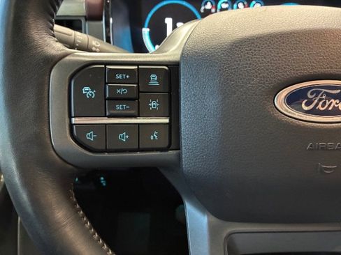 Used 2022 Ford F150 Lariat w/ Equipment Group 502A High image 18