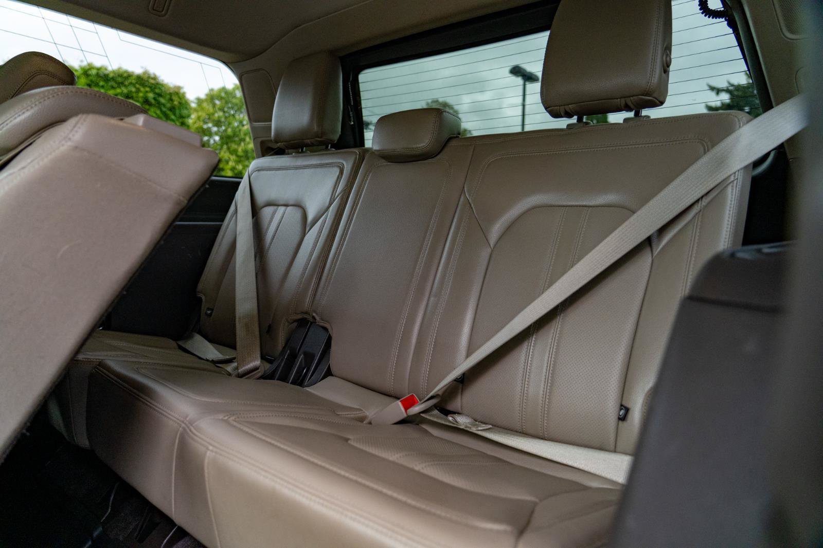 Used 2018 Ford Expedition Limited AWD/4WD image 26