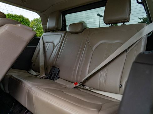 Used 2018 Ford Expedition Limited AWD/4WD image 26